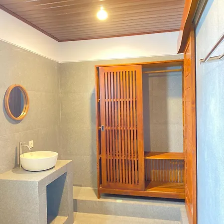 Made Misi Homestay Penginyahan Exterior photo
