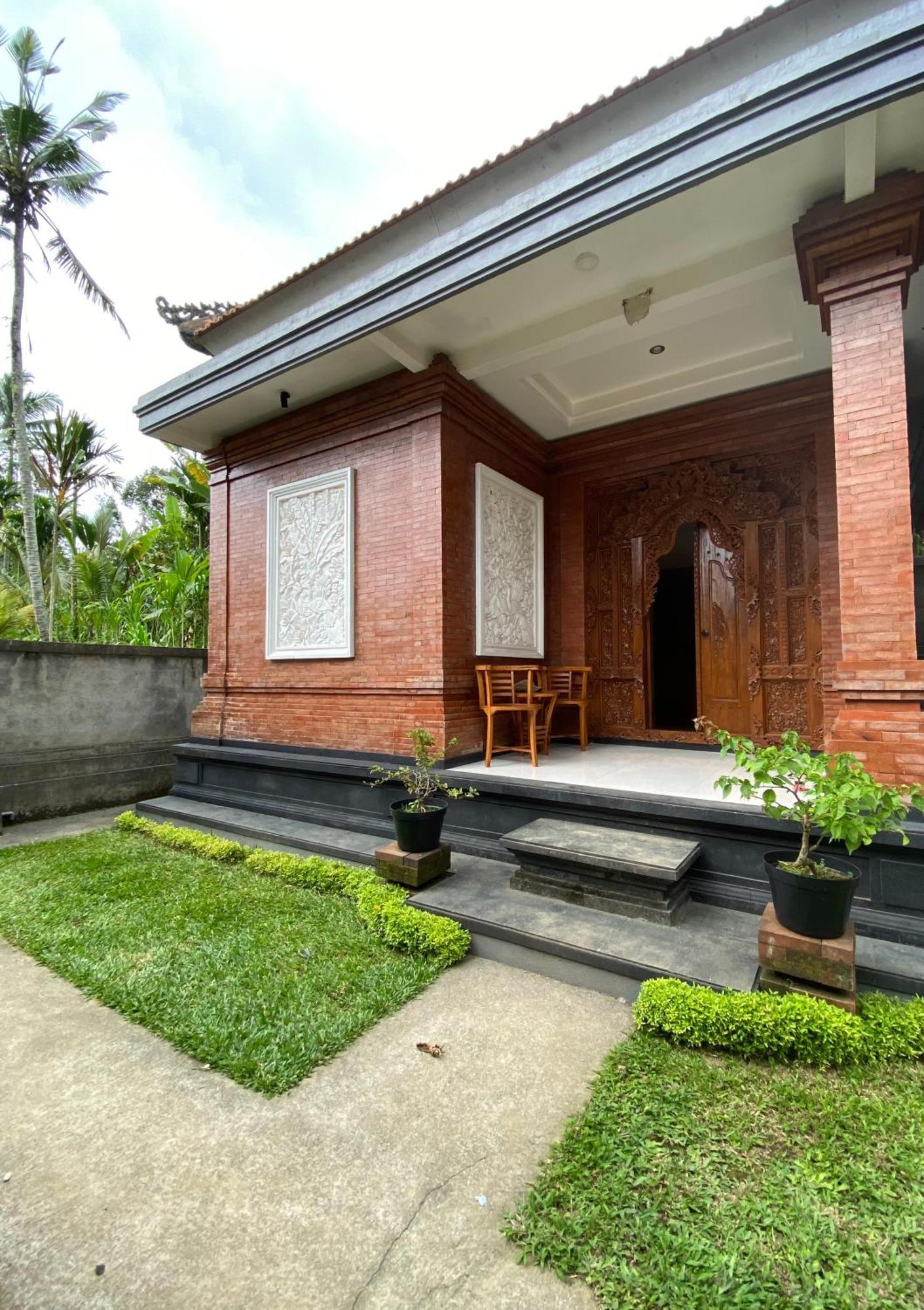 Homestay Made Misi *