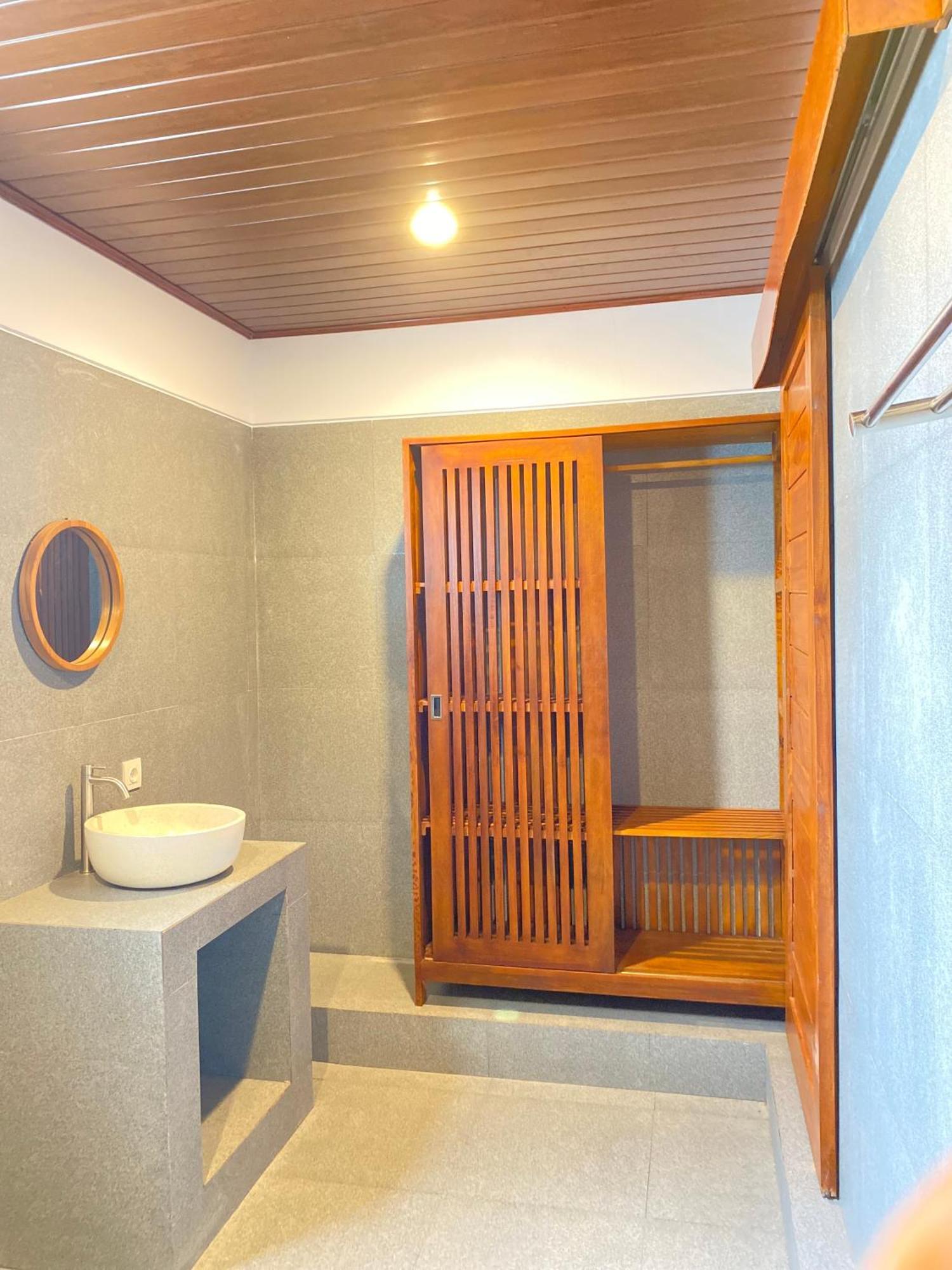 Homestay Made Misi Penginyahan