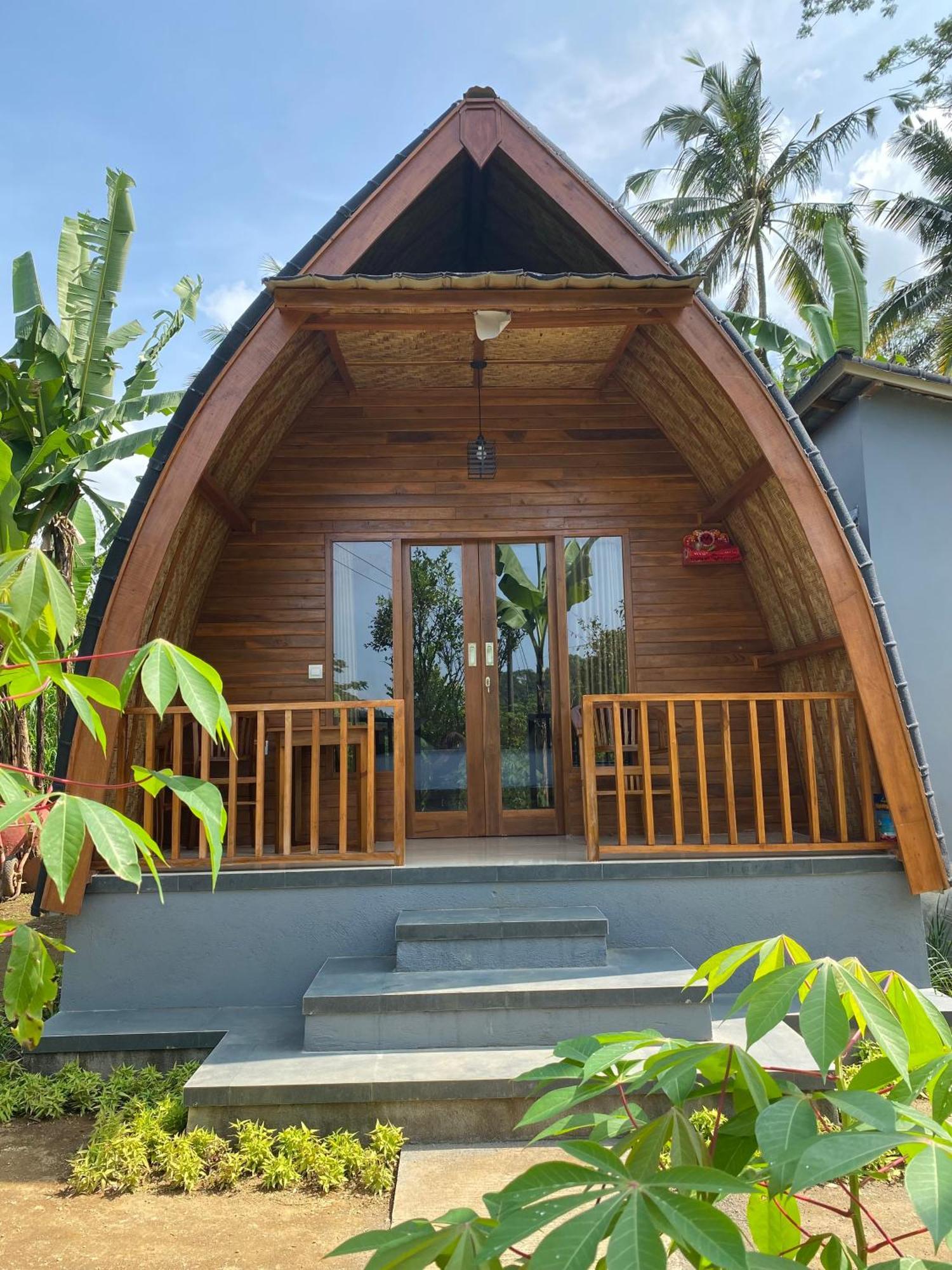 Homestay Made Misi Penginyahan